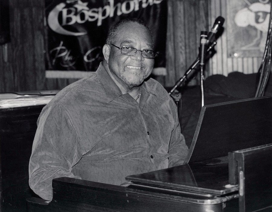 Leon Roberts performing at the Elephant Room in Austin, TX with his band Time Out. Photo by Clay Shorkey, 2012. Texas Music Museum Archives.