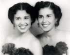 Carmen & Laura Marroquin - photo courtesy Clay Shorkey (30kb)