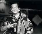 Flaco Jimenez - photo courtesy Clay Shorkey (37kb)