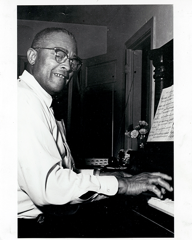 Robert Shaw at his piano, 1966, Recording with Terry Owens